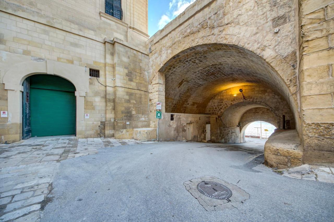 Sally Port 32 Valletta Bagian luar foto